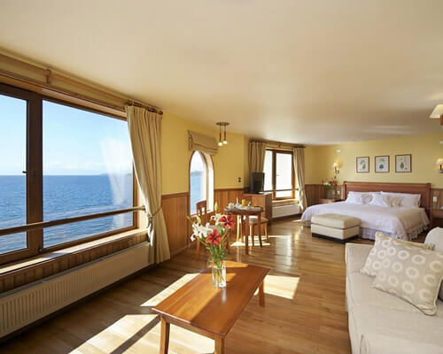 Imagen del interior de habitación en el hotel Bellavista en Puerto Varas, Chile