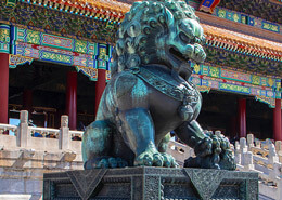 Imagen de escultura ubicada en la ciudad prohibida en el palacio imperial chino de la dinastía Quin en Pekin, China