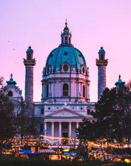 Iglesia De San Carlos Borromeo, Viena | Colombian Tourist