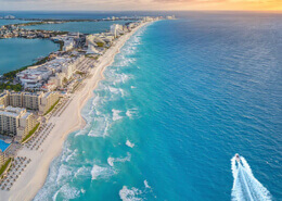 Playa de Cancún, México | Colombian Tourist