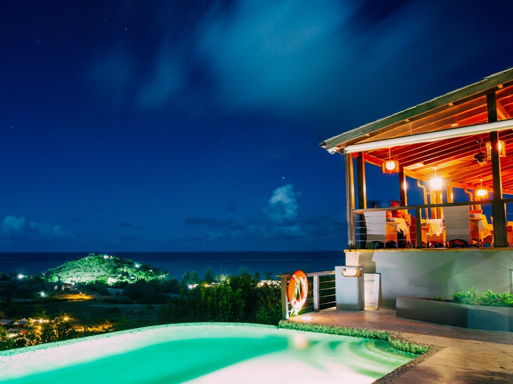 Piscina al aire libre del hotel Sugar Ride