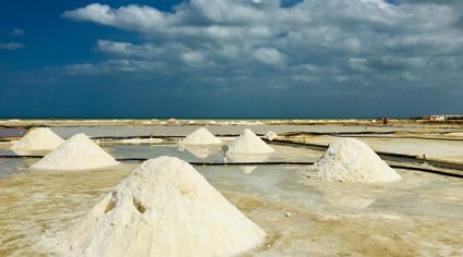 Montañas de sal de las salians de Manaure Guajira Colombia | Colombian Tourist