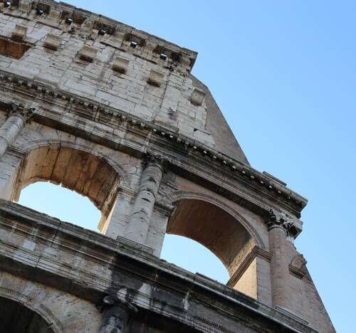 Coliseo Romano | Colombian Tourist