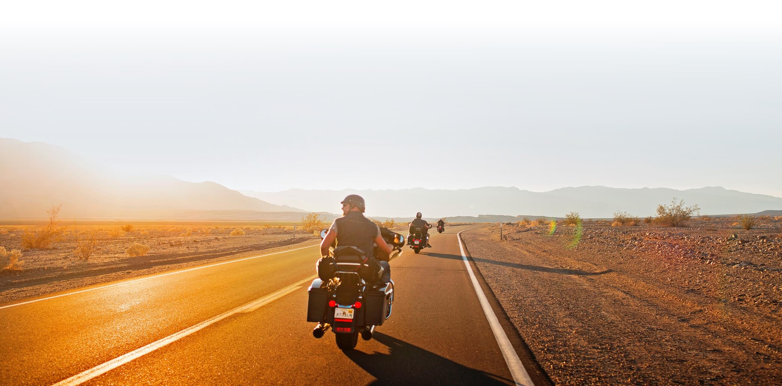 Motociclistas en la Ruta 66 | Colombian Tourist